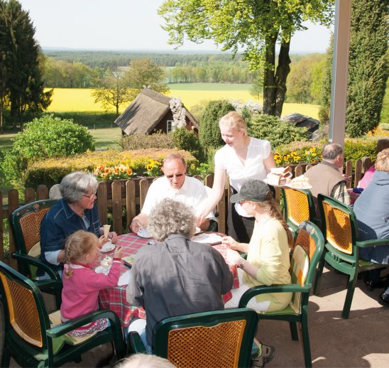 Sonnenterrasse mit Fernblick